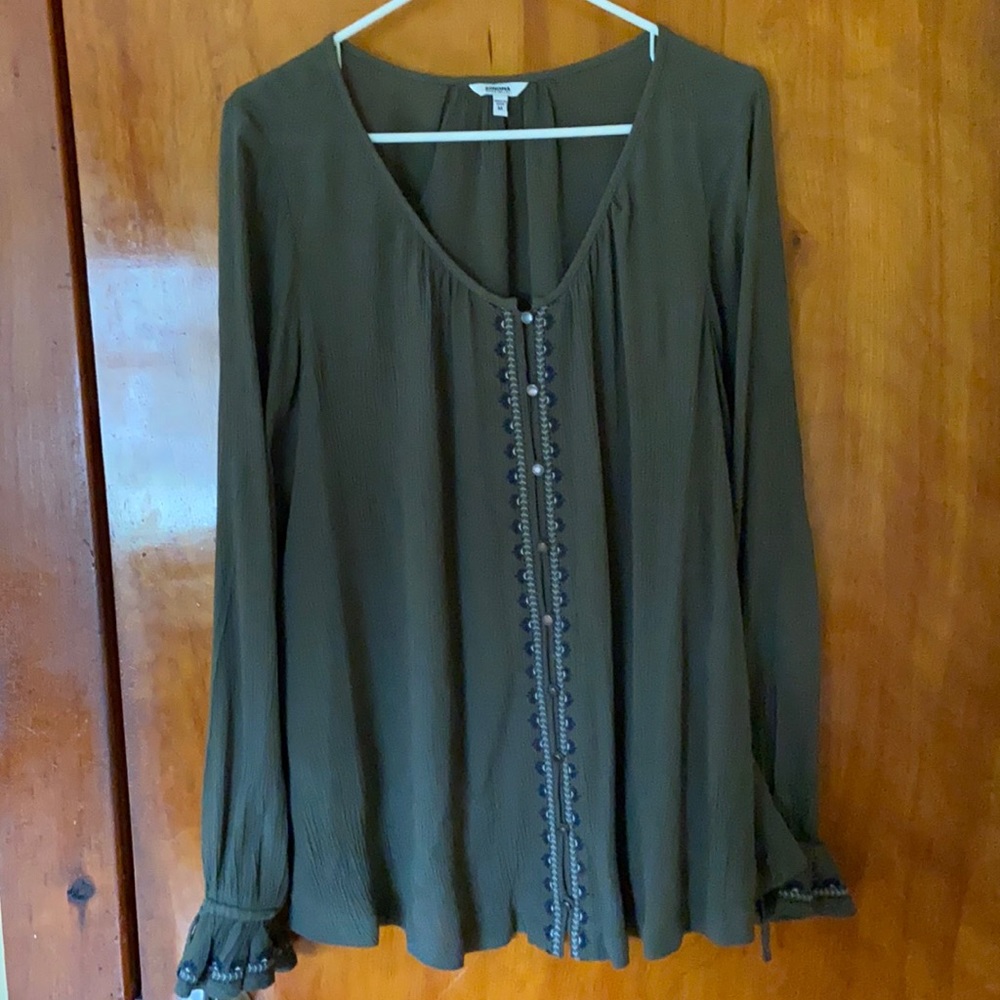 3/$10 Long Sleeved blouse